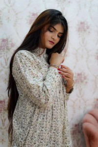 Zarrposh Official | Best Pakistani Clothing Brand